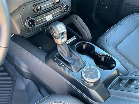 New 2025 Ford Bronco Big Bend w/ Black Diamond Package image 7