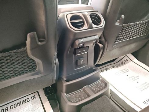 New 2026 Jeep Wrangler Unlimited Rubicon w/ Technology Group image 34