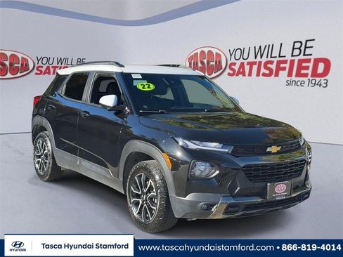 Used 2022 Chevrolet TrailBlazer ACTIV w/ Technology Package image 1