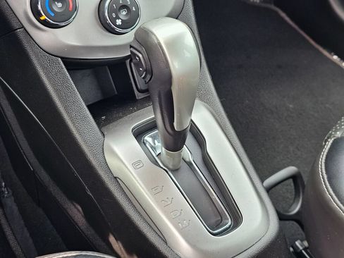 Used 2019 Chevrolet Sonic Premier FWD image 36