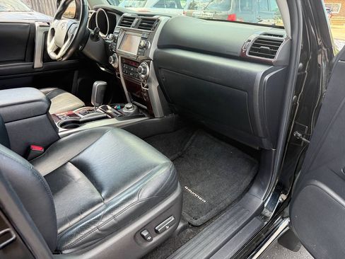 Used 2012 Toyota 4Runner Limited AWD/4WD image 28