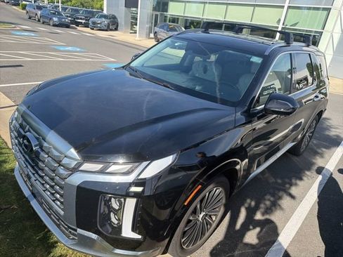 Used 2023 Hyundai Palisade Calligraphy AWD/4WD image 4