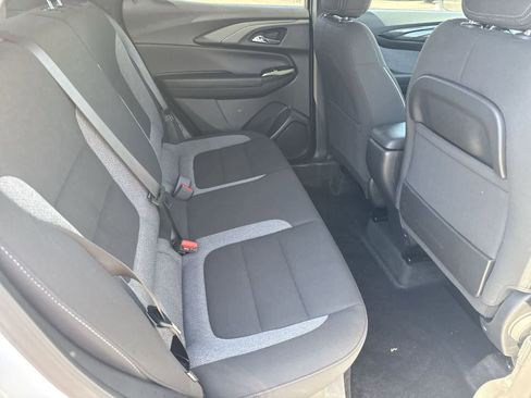 Used 2025 Chevrolet TrailBlazer LT image 13