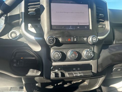 Used 2024 RAM 2500 Big Horn AWD/4WD image 21
