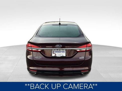 Used 2017 Ford Fusion SE w/ Fusion SE Technology Package image 6