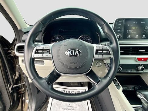 Used 2021 Kia Telluride S AWD/4WD image 12