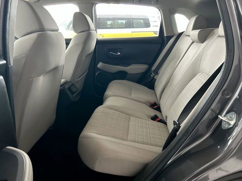 Used 2023 Honda HR-V LX image 33