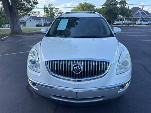 Used 2011 Buick Enclave CXL w/ LPO, Cargo Convenience Pkg FWD image 3