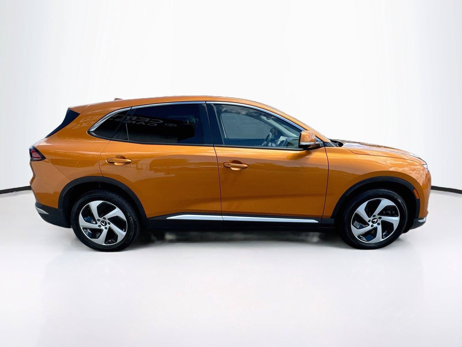 Used 2024 VinFast VF 8 Eco AWD/4WD image 6