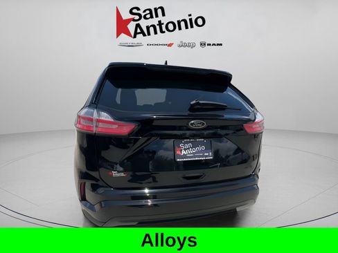 Used 2024 Ford Edge SE w/ Black Appearance Package AWD/4WD image 12