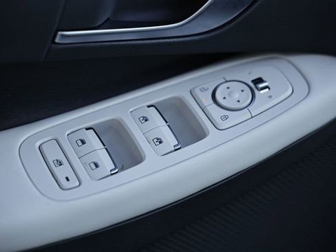 Used 2024 Hyundai Sonata SEL w/ Convenience Package image 16