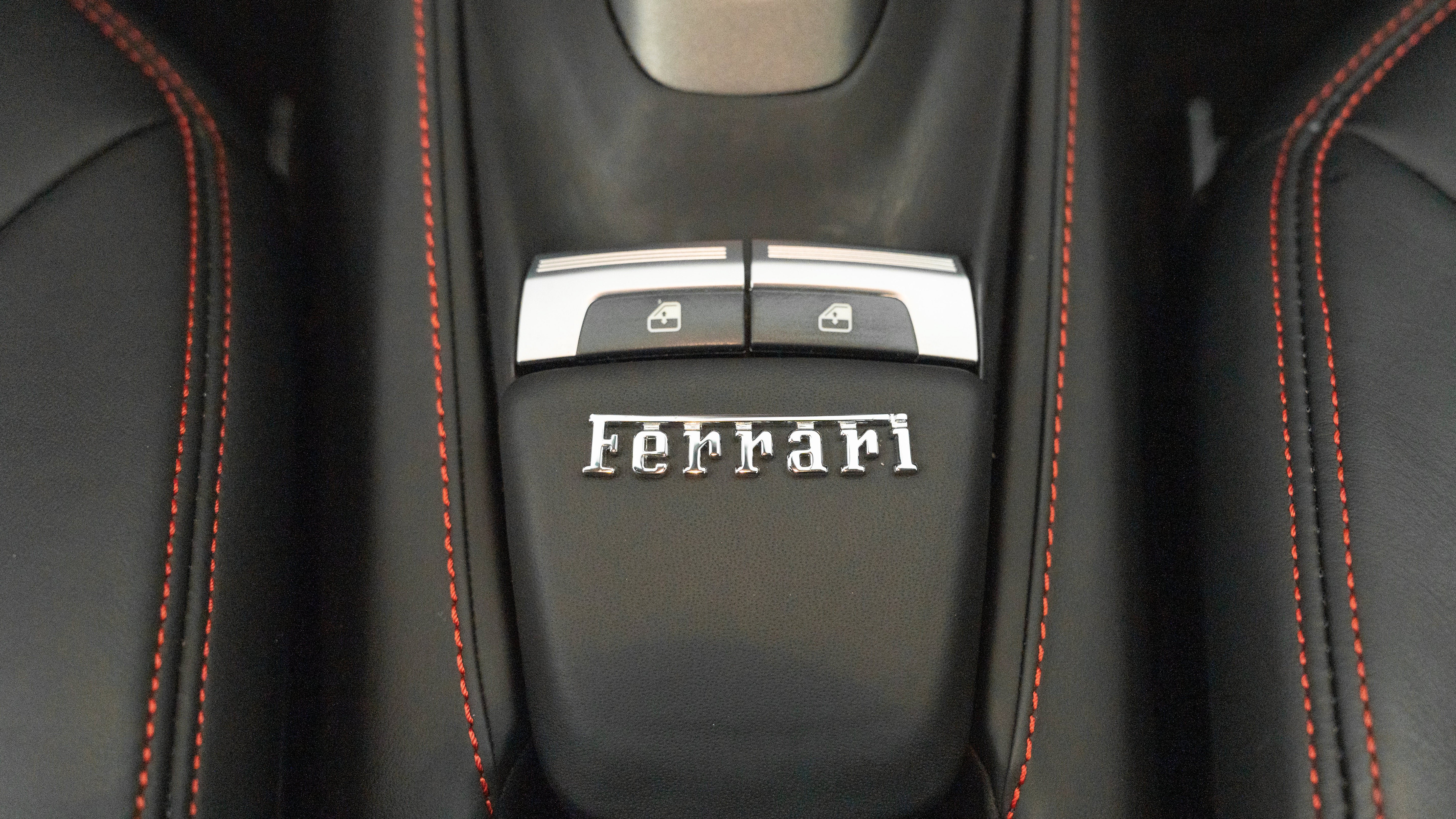 Certified 2018 Ferrari 488 GTB RWD image 33
