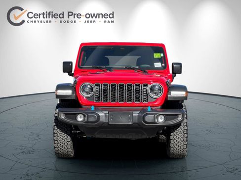 Certified 2025 Jeep Wrangler Unlimited Rubicon 4xe AWD/4WD image 9