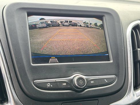 Used 2020 Chevrolet Equinox LT w/ LPO, Cargo Package FWD image 19