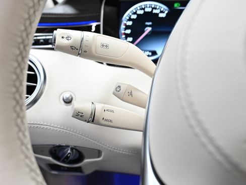 Used 2015 Mercedes-Benz S 550 4MATIC Coupe image 9