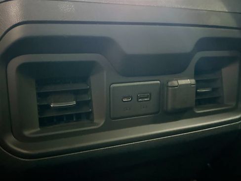 Used 2021 Chevrolet Silverado 1500 LT Trail Boss AWD/4WD image 25
