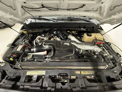 Used 2015 Ford F250 Lariat w/ Lariat Interior Package AWD/4WD image 19