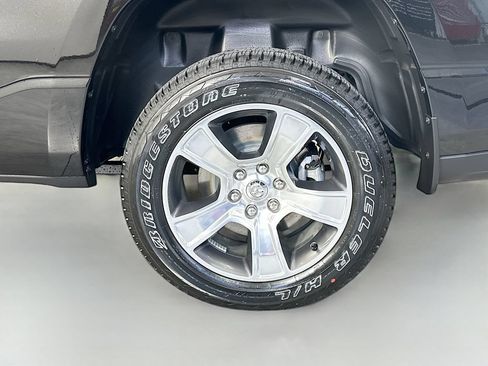 New 2026 RAM 1500 Express AWD/4WD image 17