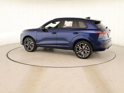 New 2026 Audi Q3 quattro 2.0T AWD/4WD image 3