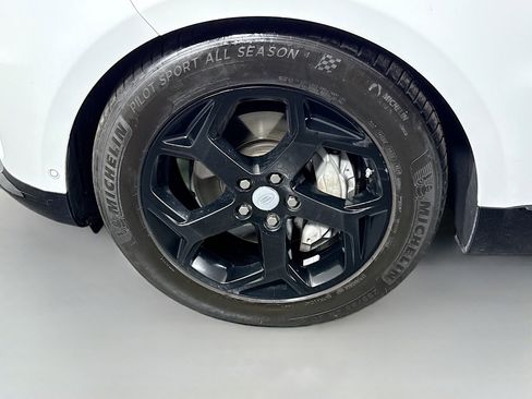 Used 2019 Land Rover Range Rover Sport HSE image 38