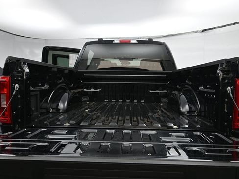 Used 2022 Ford F150 XLT w/ Equipment Group 302A High image 23