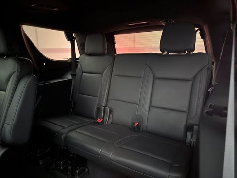 Used 2021 Chevrolet Tahoe Z71 w/ Z71 Signature Package AWD/4WD image 25