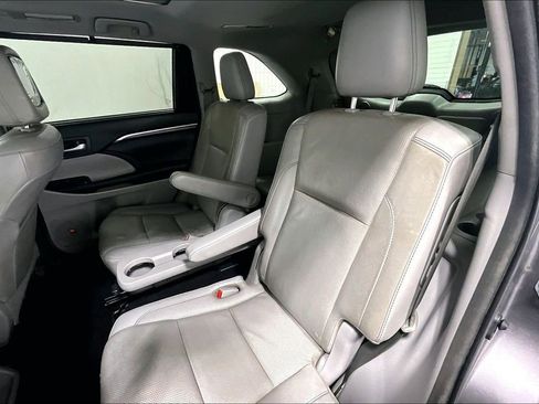Used 2016 Toyota Highlander Limited Platinum AWD/4WD image 23