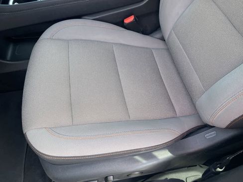 Used 2024 Chevrolet Traverse LT w/ Trailering Package image 11