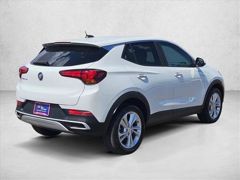 Used 2022 Buick Encore GX Preferred w/ Cold Weather Comfort Package AWD/4WD image 5