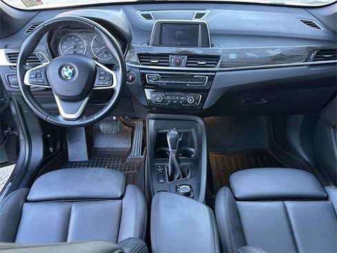 Used 2018 BMW X1 xDrive28i image 16
