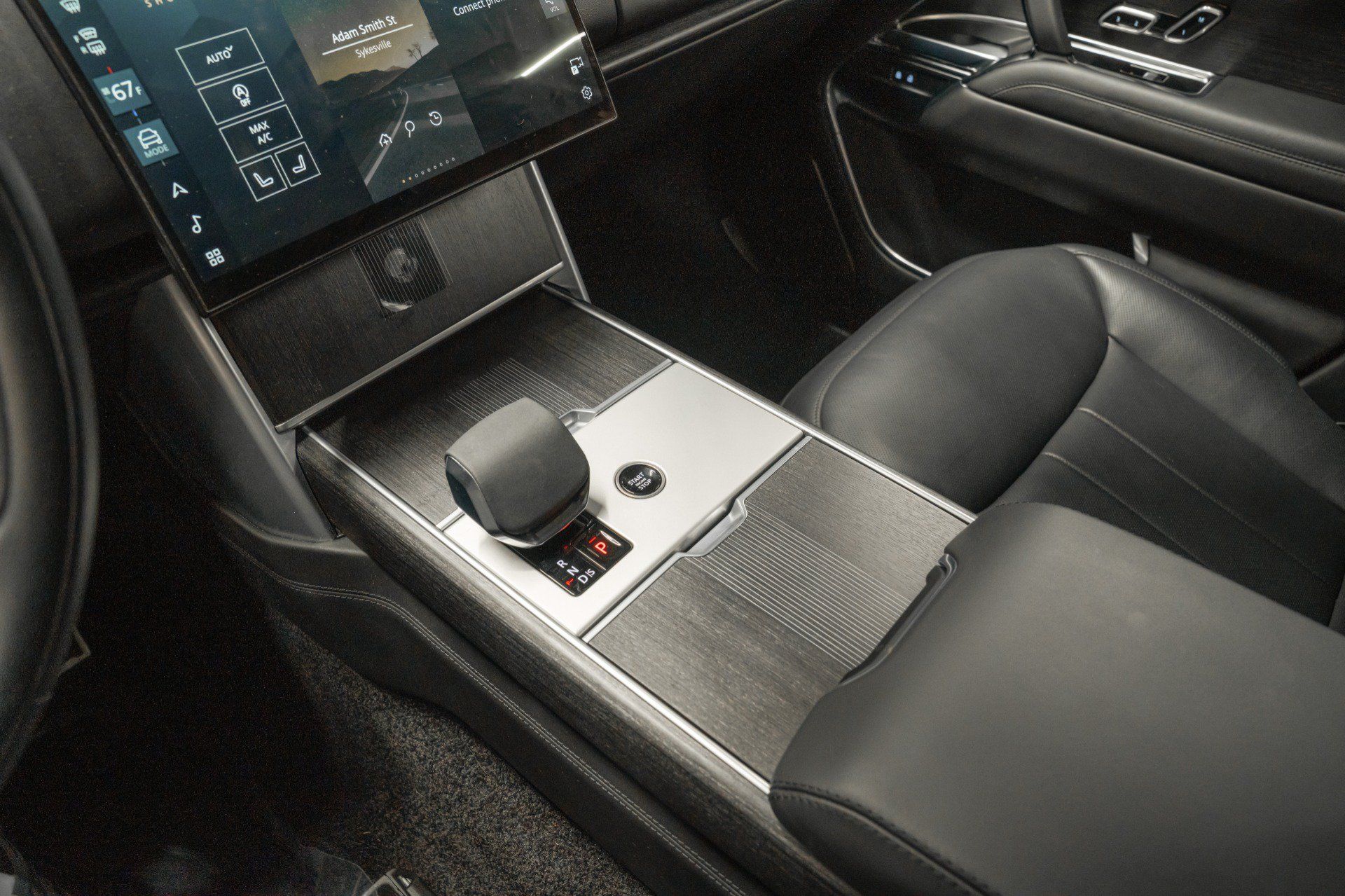 Used 2024 Land Rover Range Rover Autobiography AWD/4WD image 33