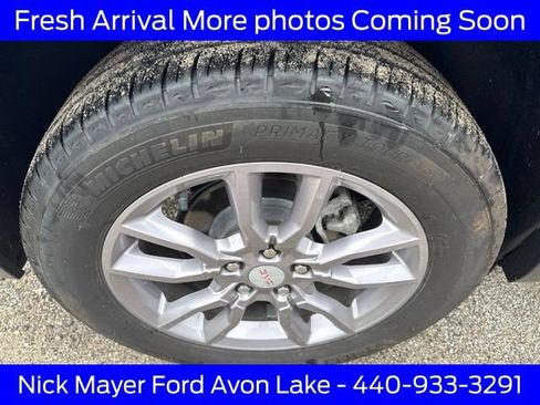 Used 2024 GMC Terrain SLT AWD/4WD image 17