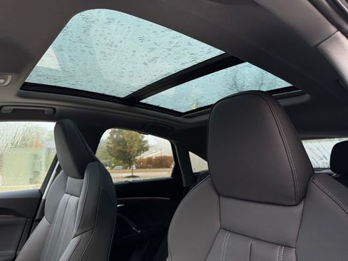 New 2025 Audi Q5 Premium Plus image 24