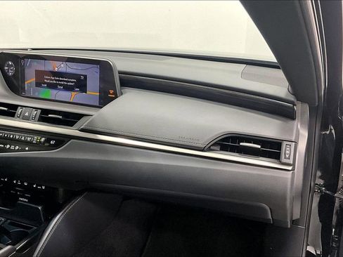 Used 2020 Lexus ES 350 Ultra Luxury image 16