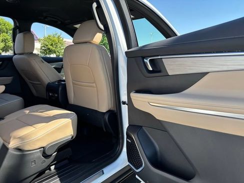 New 2026 Buick Enclave Preferred w/ Power Package FWD image 35