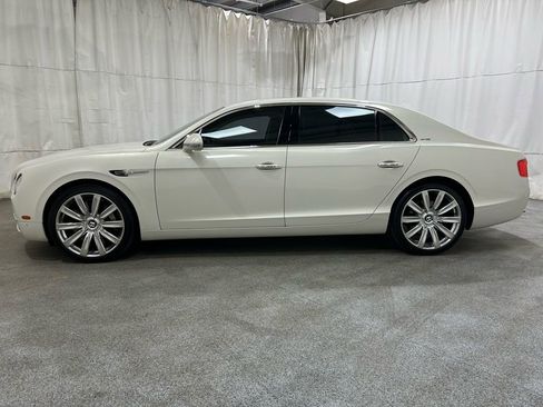 Used 2016 Bentley Flying Spur W12 image 5