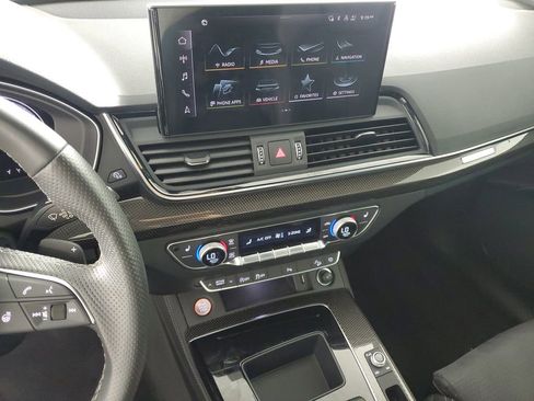 Used 2022 Audi SQ5 Premium Plus w/ Premium Plus Package image 17