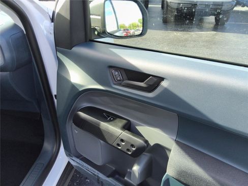 New 2026 Ford Maverick XL image 24