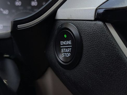 Used 2020 Ford Escape SE AWD/4WD image 33