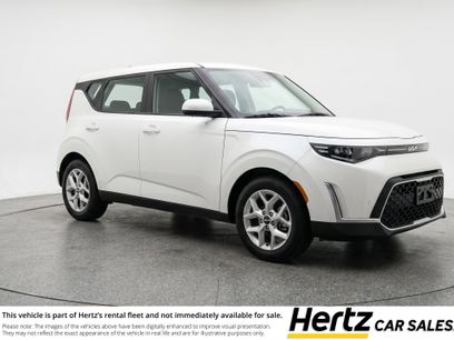 Used 2025 Kia Soul LX w/ LX Technology Package