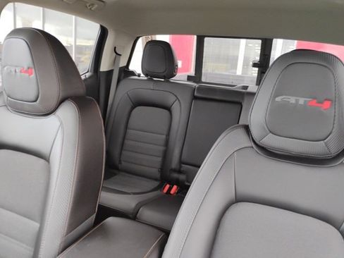 Used 2022 GMC Canyon AT4 image 12