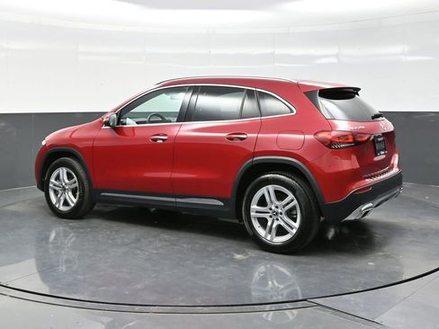 Used 2022 Mercedes-Benz GLA 250 4MATIC image 4