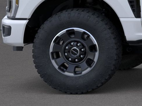 New 2026 Ford F250 Platinum w/ Tremor Off-Road Package image 19
