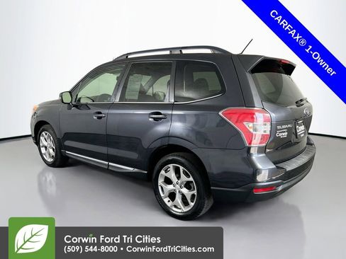 Used 2015 Subaru Forester 2.5i Touring AWD/4WD image 11
