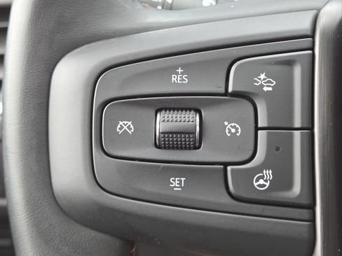 Used 2023 GMC Yukon XL AT4 AWD/4WD image 36