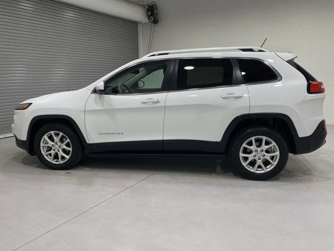 Used 2015 Jeep Cherokee Latitude FWD image 5