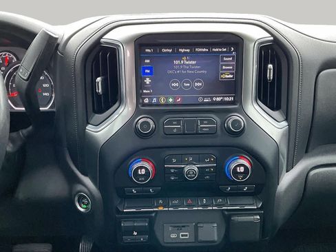 Used 2020 Chevrolet Silverado 1500 LT w/ Texas Edition RWD image 7