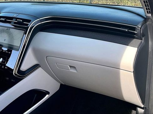 Used 2023 Hyundai Tucson Limited image 21