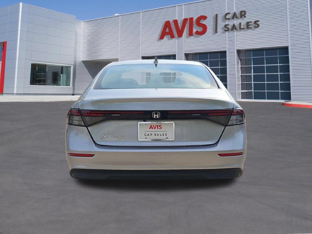 Used 2025 Honda Accord LX image 7