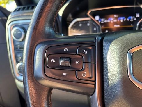 Used 2022 GMC Sierra 2500 AT4 w/ AT4 Premium Plus Package AWD/4WD image 20
